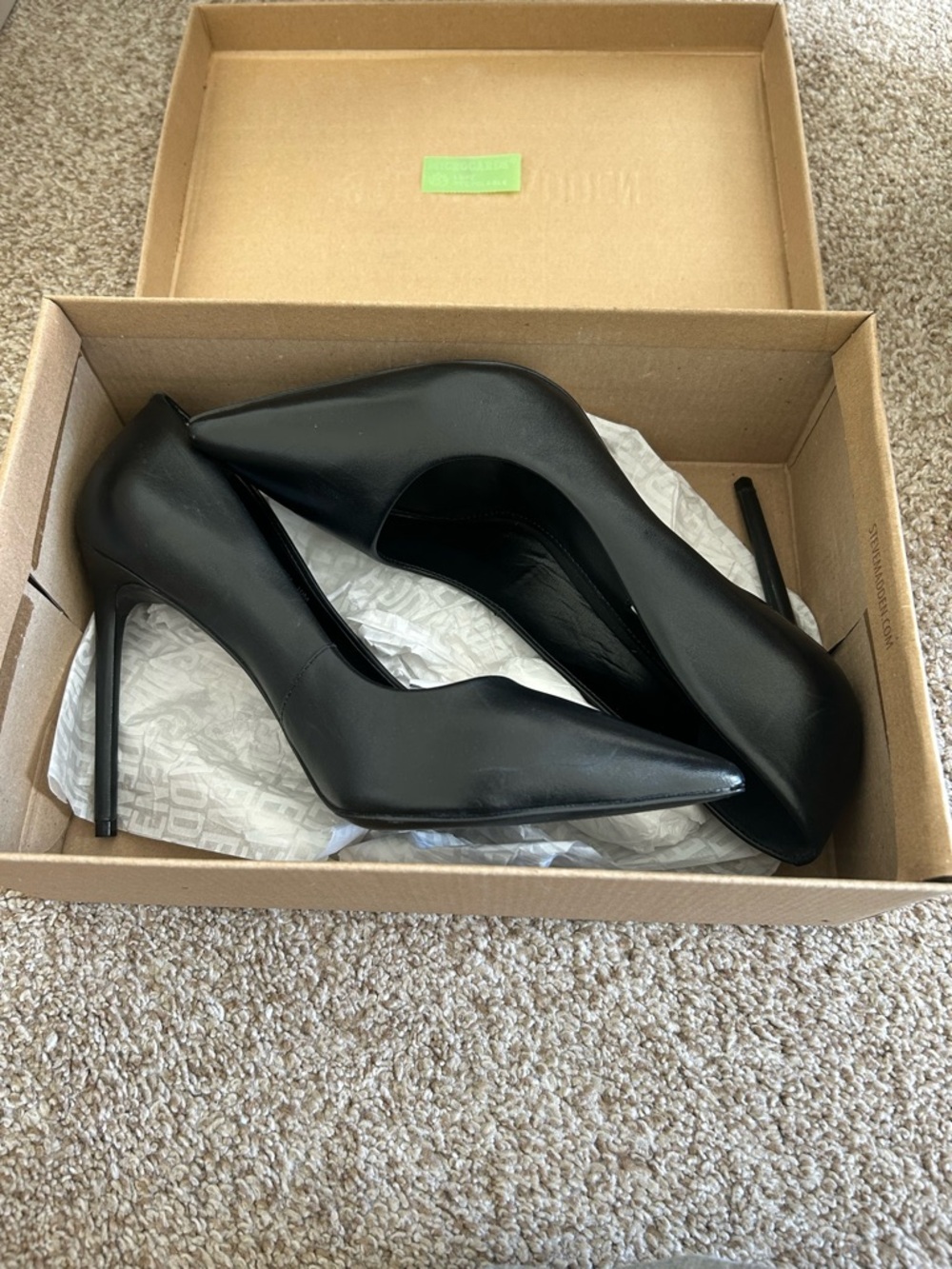 Steve Madden Black Pointed Leather Stiletto Pumps